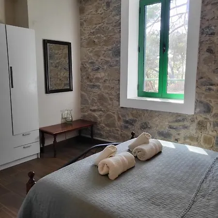 Theplatres.nest Ferienhaus Platres