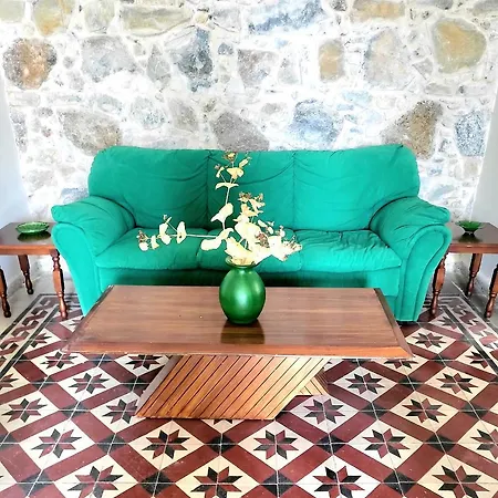 Theplatres.nest Platres